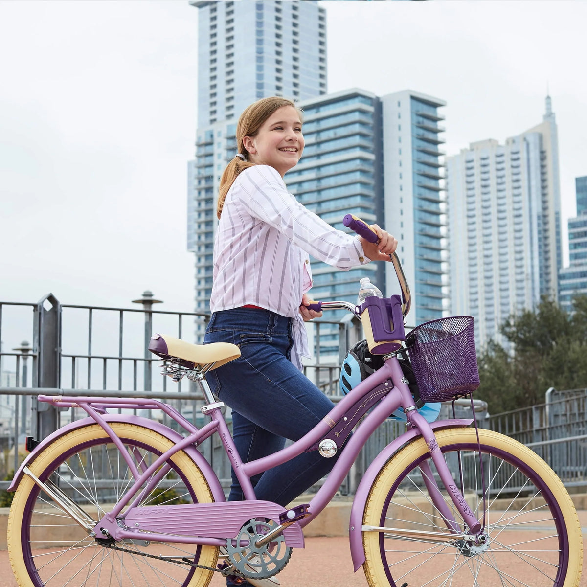 Huffy 24" Nel Lusso Girls' Cruiser Bike, Purple Satin - Product image 5